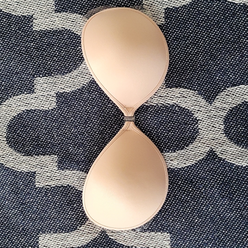 Sticky Bra